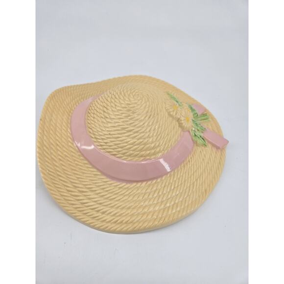 Vintage 80s Cottagecore Straw Bonnet Wall Pocket Molded Plastic Planter Daisy - Picture 4 of 12